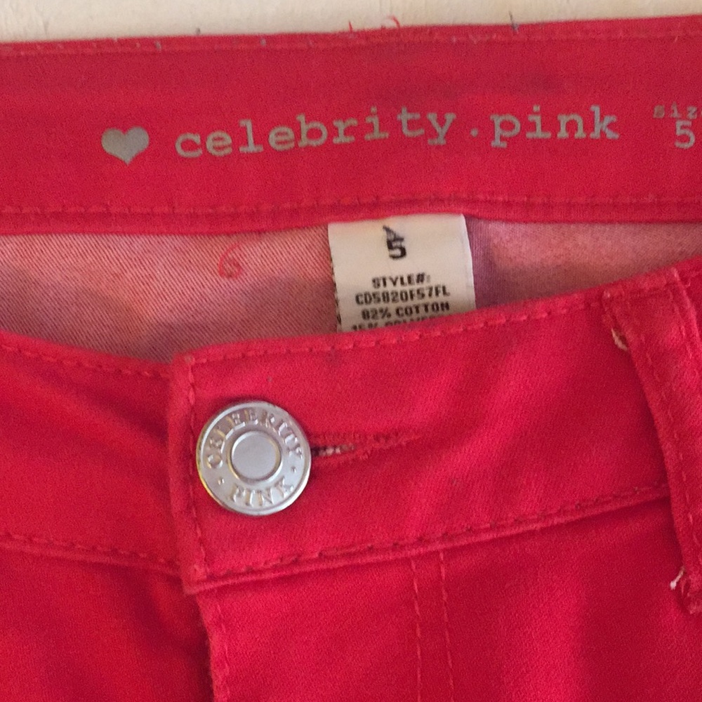 Red pants - Picture 2 of 4